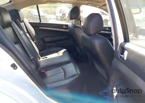 2013 Infiniti G37X z USA, uszkodzony, nr VIN JN1CV6AR2DM357793